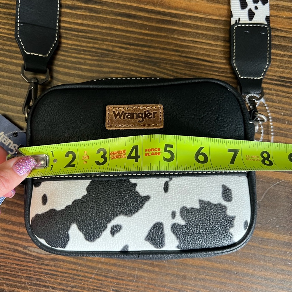 Wrangler Black and White Cow PrintCrossbody Bag NWT - Picture 4 of 6